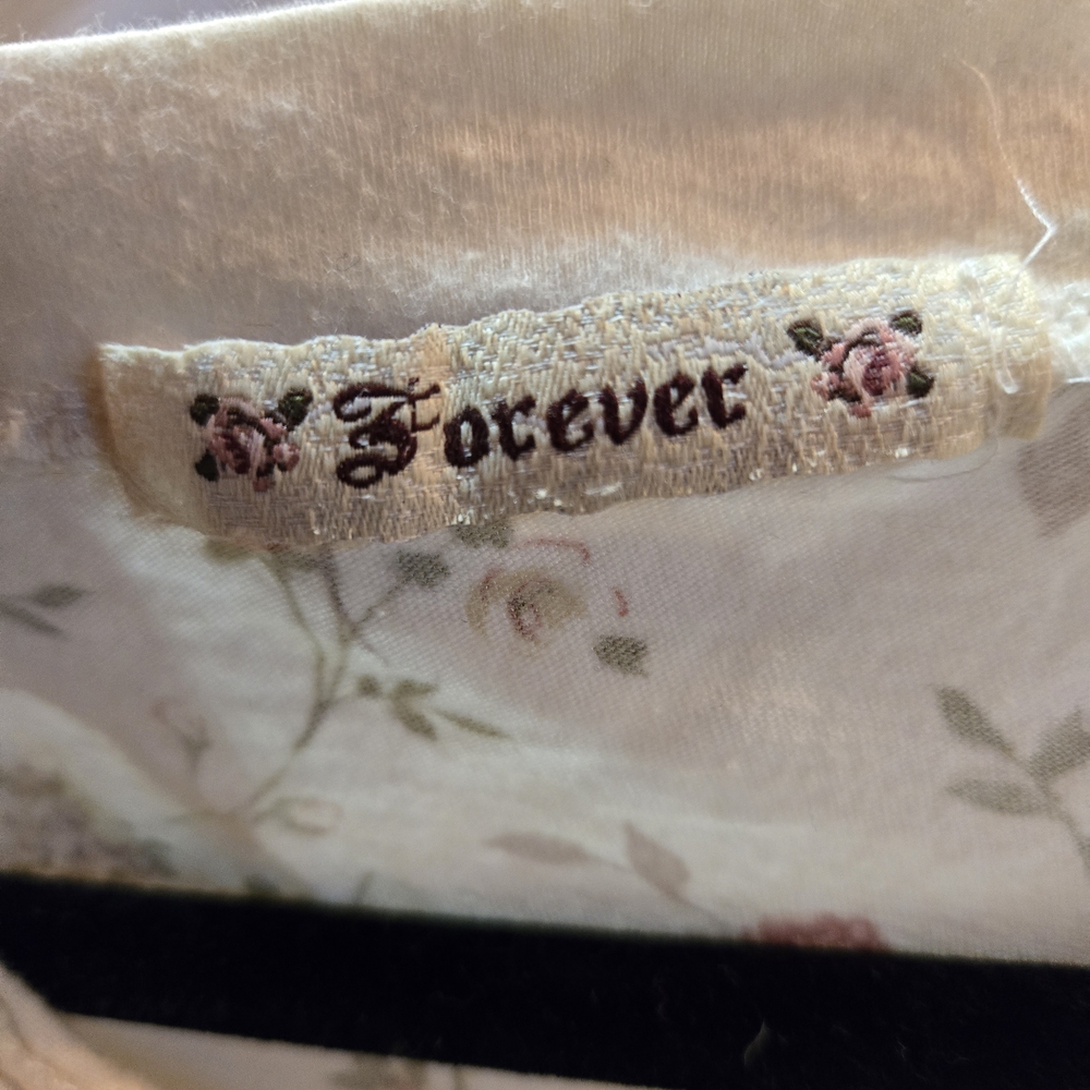 Forever 21 Ivory Floral Short Sleeve Tee - Picture 4 of 6